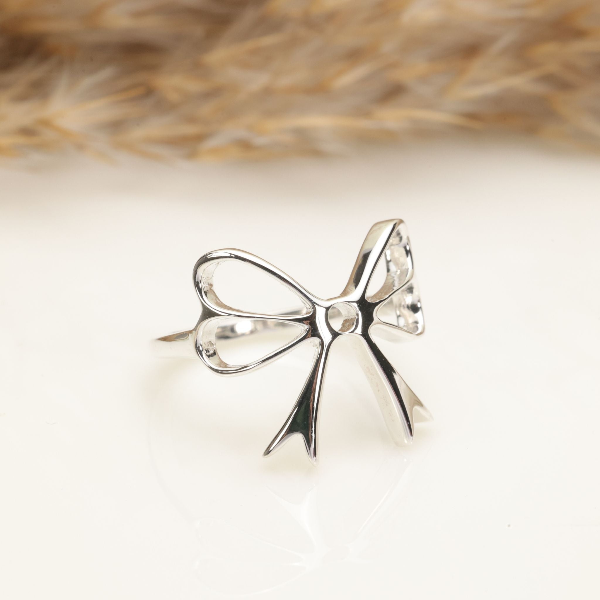 Bow Ring