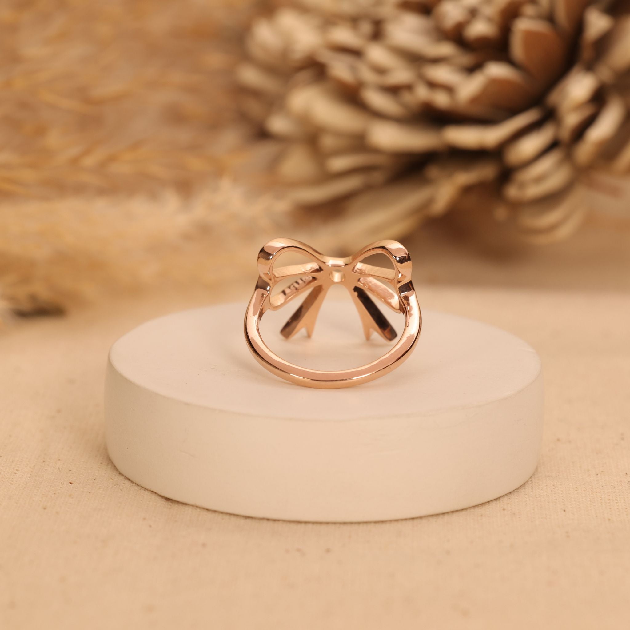 Bow Ring