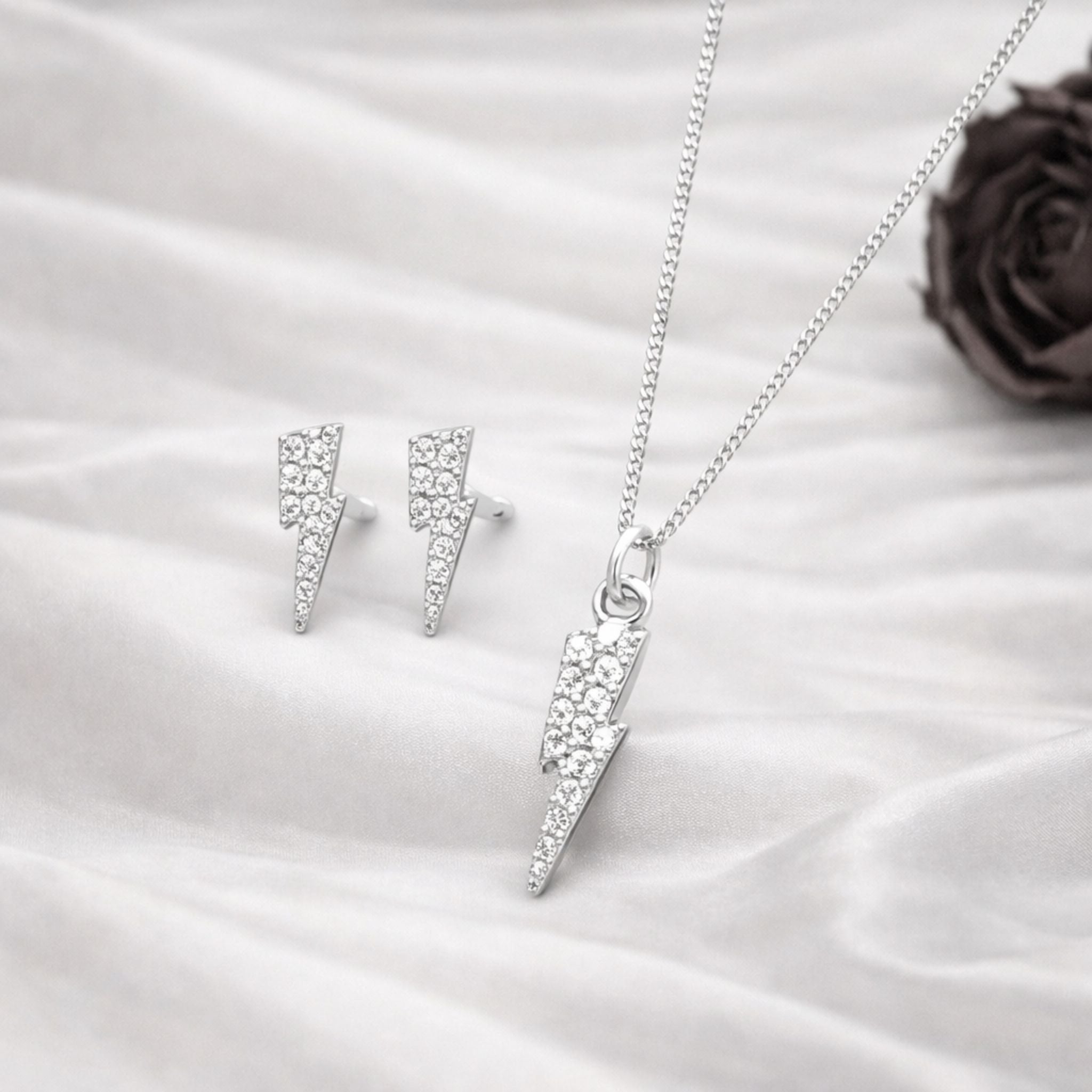 Thunder Pendant Set